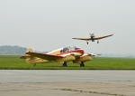 Aero Ae 145 a v pozadí Zlín Z 137T