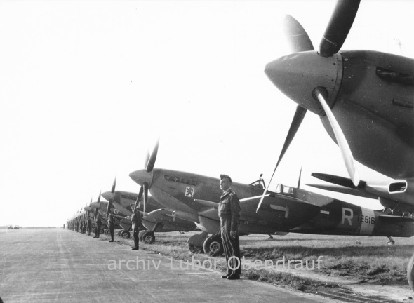 Návrat letců RAF PRG 1945_0001