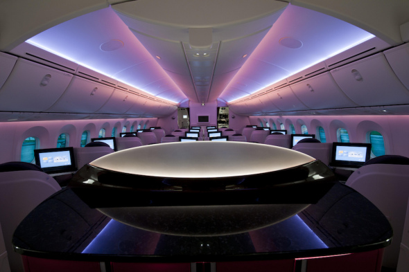 Qatar Airways Boeing B787 Dreamliner kabina cestujících