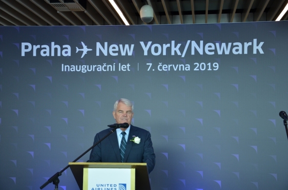 velvyslanec USA zahájení letu United Airlines 2019