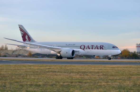 Dreamliner společnosti Qatar v Praze
