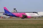 Airbus A320 Wizz Air letiště Praha